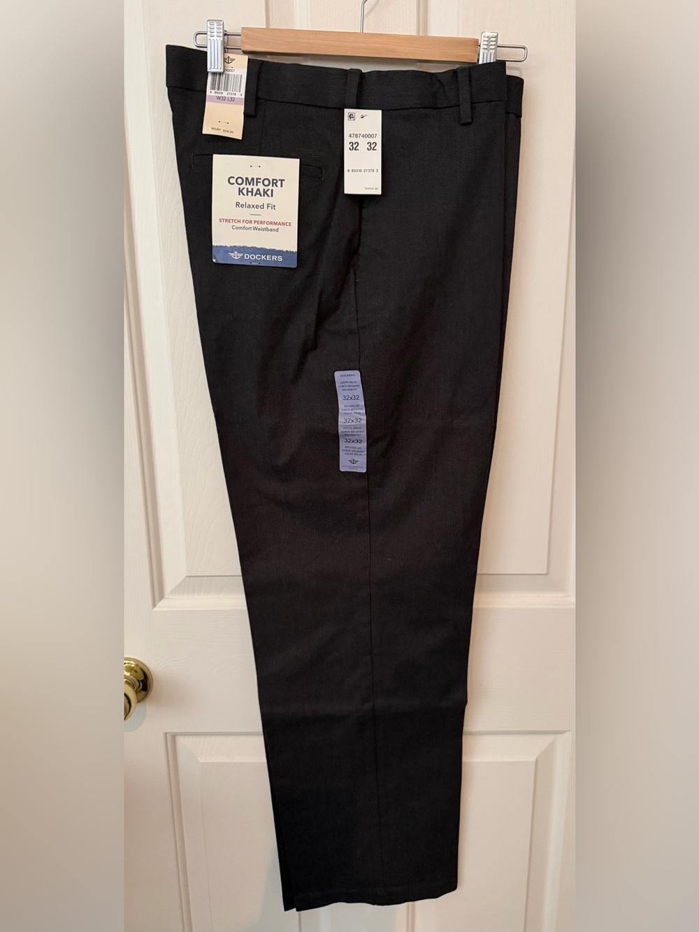 Dockers Men’s Comfort Khaki Relaxed Fit Pants - Black